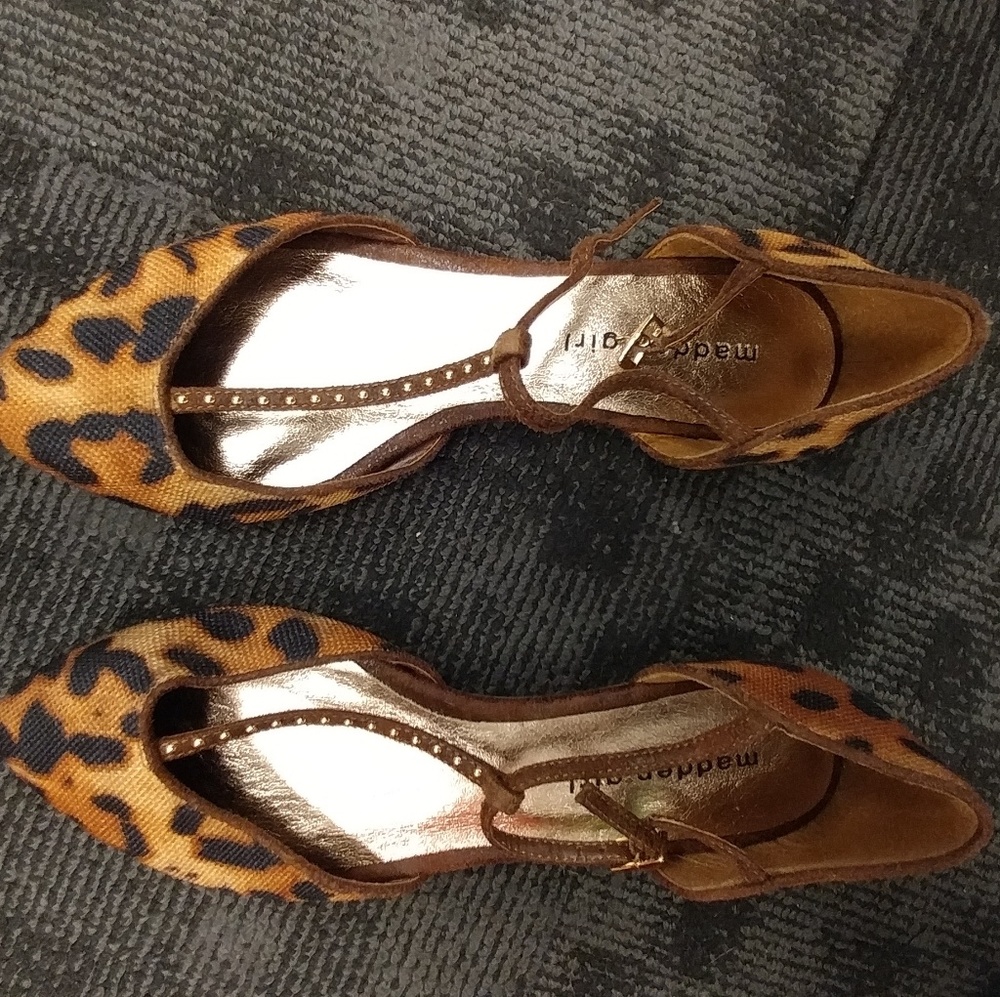 Steve Madden: Madden Girl  Flats